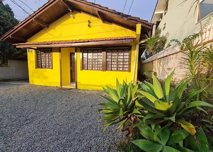 Rcm Vilas - Yellow House